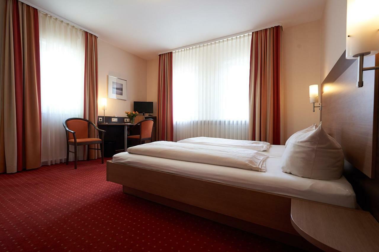 Hotel Gasthof Koenig Karl Freudenstadt Bagian luar foto